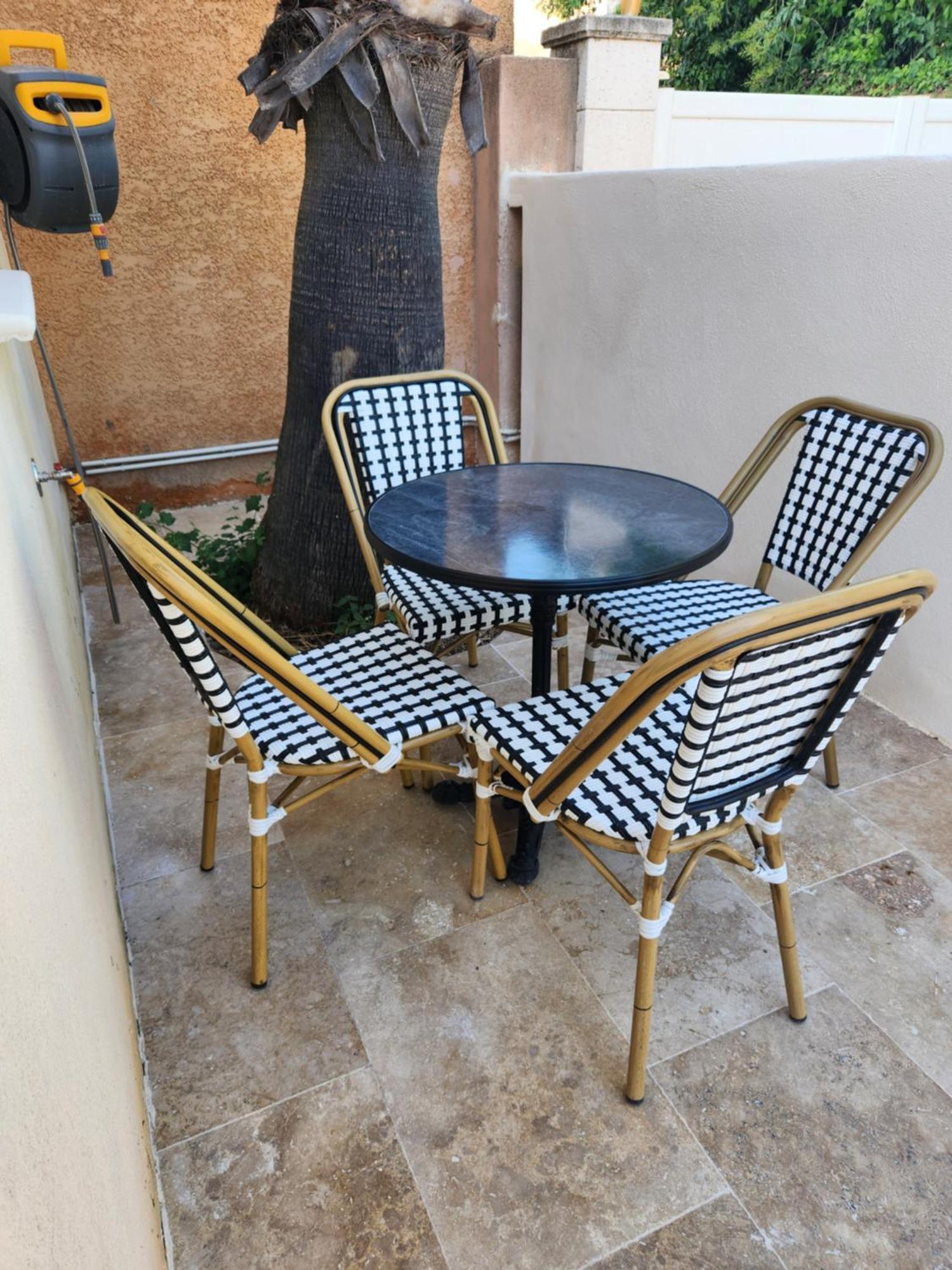 Maison "Cosy" Avec Parking Prive Et Climatisation Nîmes Exteriör bild